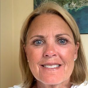 Meet your Posher, Joann